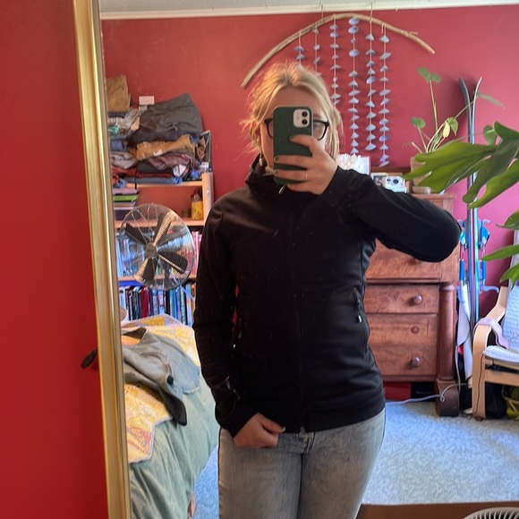 BlackDimond soft shell fell zip jacket, good wind protection,light fleece inside - Picture 7 of 8